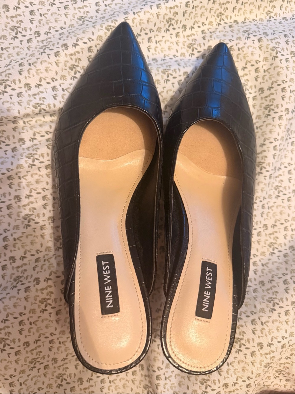 Nine West Black Croc-Embossed Pointed Slip-On Mules